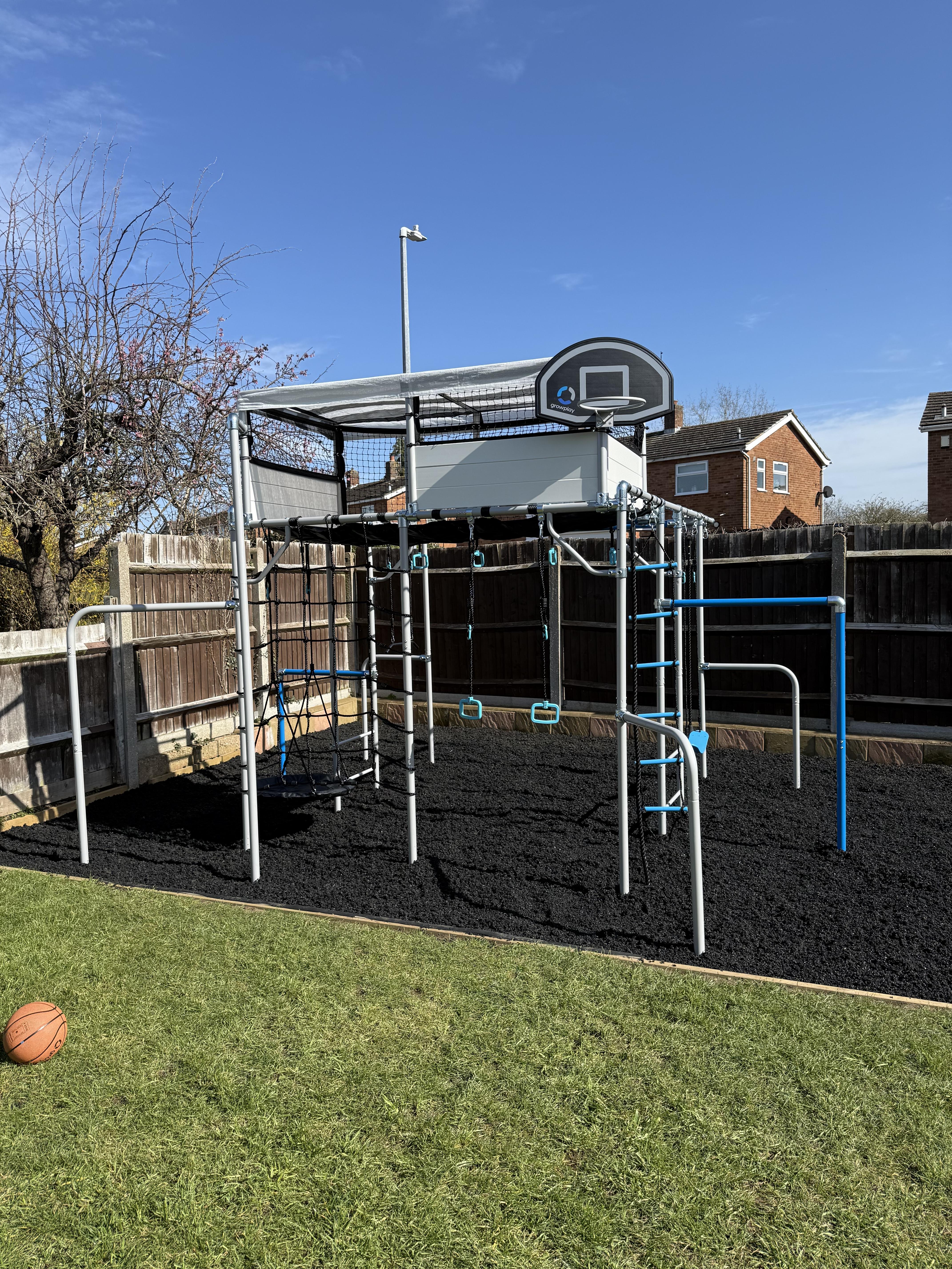 Playhouse review photo from a Growplay family